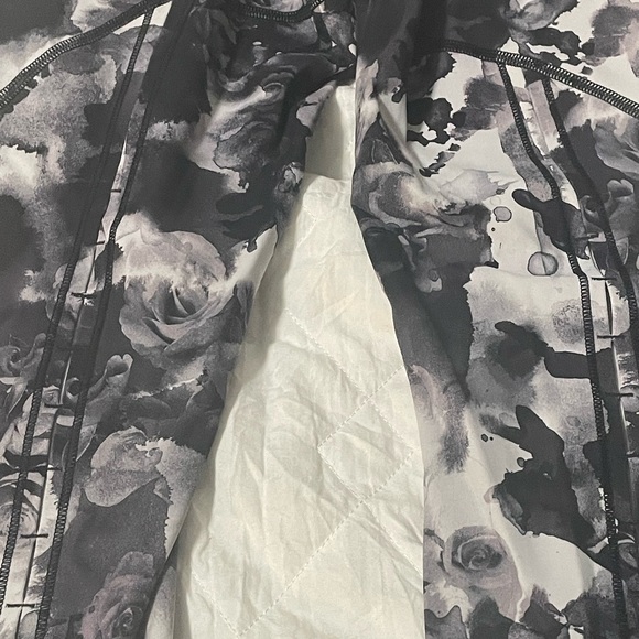 Lululemon High Times leggings with open stitching along back of legs. - Picture 9 of 11